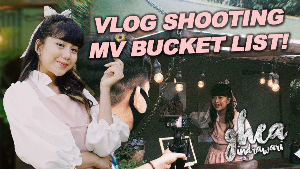 Fans Berat BTS, Ada Merchandise BT21 di Video Musik Artis Ini      