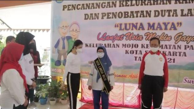 Begini Gaya Selvi Ananda saat Hadiri Penobatan Duta Lansia Luna Maya 