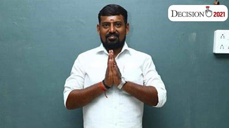 Viral, Wartawan Ini Janjikan Helikopter dan BLT Rp1,9 Miliar untuk Warga