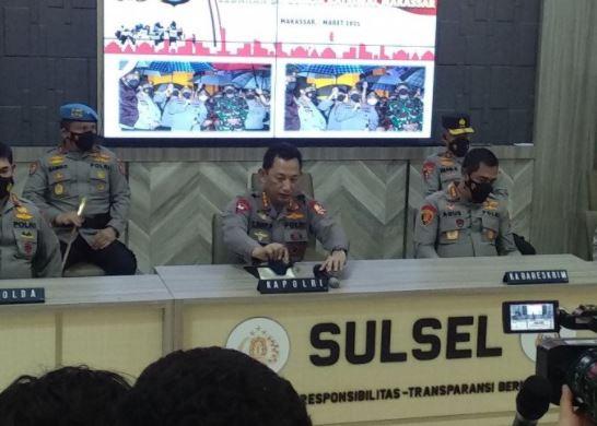 Polisi Tangkap Otak Perakit Bom Bunuh Diri Katedral Makassar