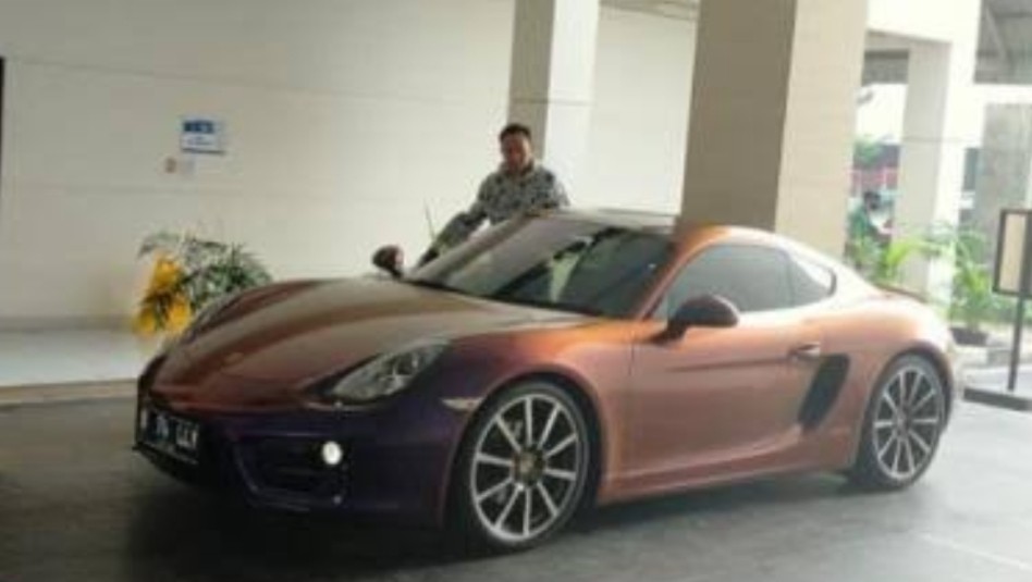 Makna di Balik Pelat Nomor Mobil Denny Cagur B 74 LLY, Ternyata Nama sang Ayah