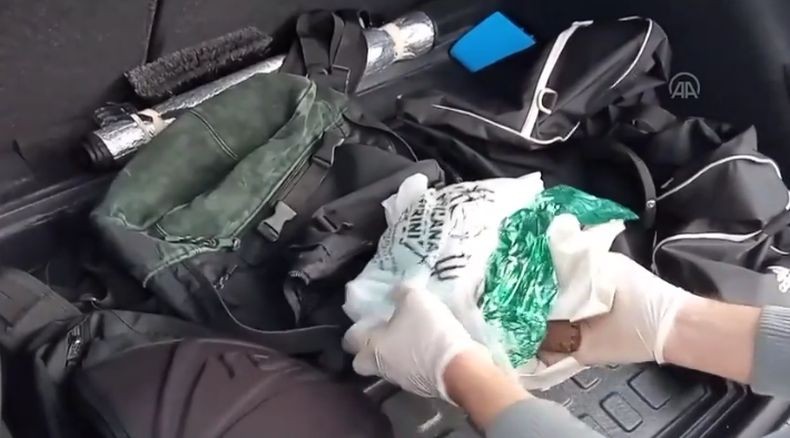 Polisi Turki Sita Kitab Taurat Emas Berusia 2.500 Tahun, Begini Penampakannya