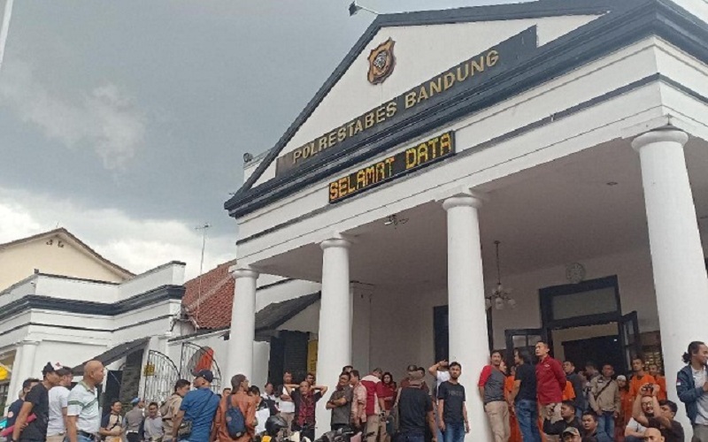 Kapolrestabes Bandung yang Baru Kombes Pol Aswin Sipayung Mulai Bertugas Hari Ini