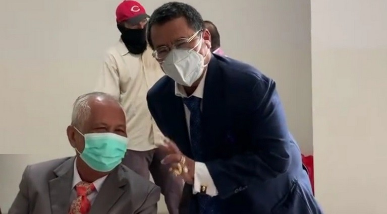 Bertemu OC Kaligis, Hotman Paris Bilang Bingung Dikelilingi Banyak Perempuan Cantik 