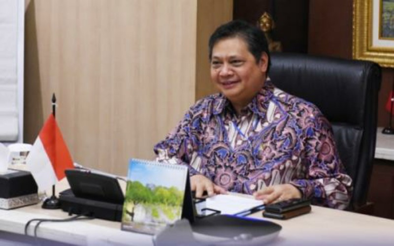 Airlangga: Pemerintah Komitmen Lakukan Peremajaan 180 Hektare Kebun Kelapa Sawit Tahun Ini