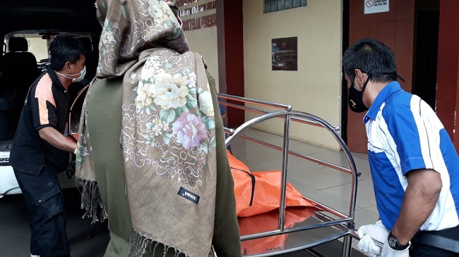 Pria Dibakar Hidup-Hidup oleh Tetangga di Cengkareng Meninggal Dunia