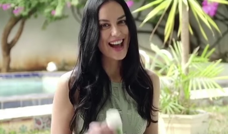 Ingin Awet Muda Seperti Sophia Latjuba? Ketahui Rahasianya Lewat Rutin Olahraga Yoga  