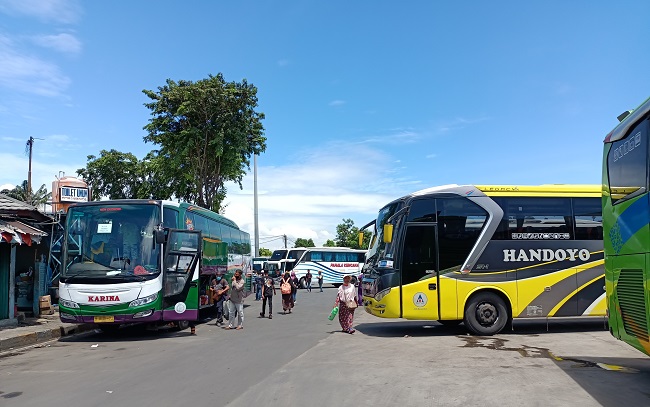 Libur Panjang Paskah, 1.411 Penumpang Berangkat dari Terminal Bus Tanjung Priok