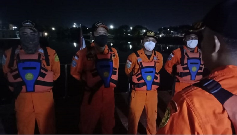 Tantangan Operasi SAR Kapal Tabrakan di Indramayu: Angin Kencang dan Tak Ada Sinyal