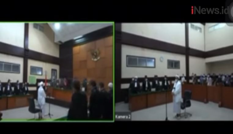 Hakim Tolak Eksepsi Habib Rizieq terkait Kasus Swab RS UMMI