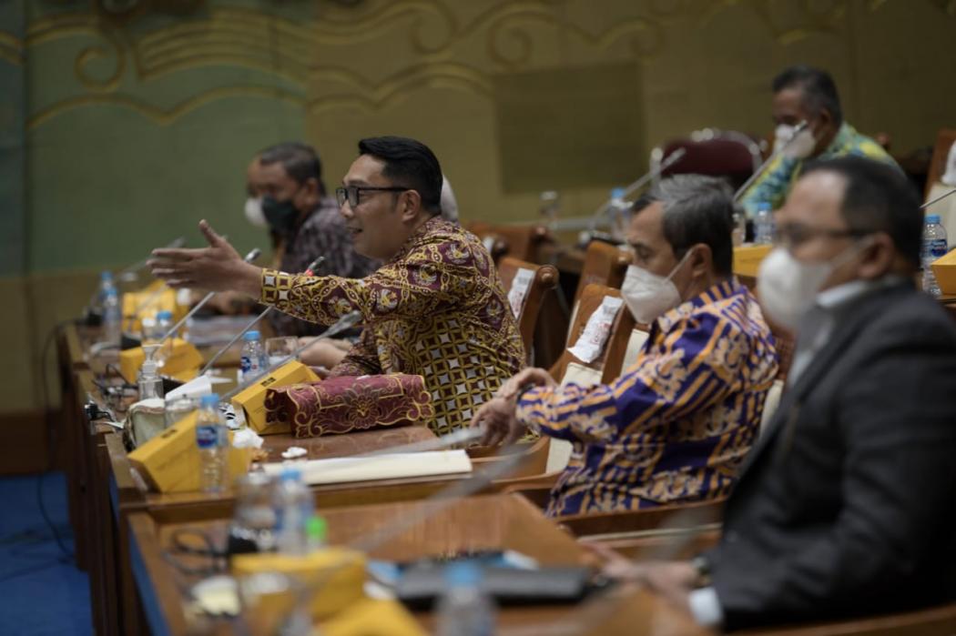 Ridwan Kamil Sampaikan Aspirasi soal RUU Energi Baru Terbarukan di DPR