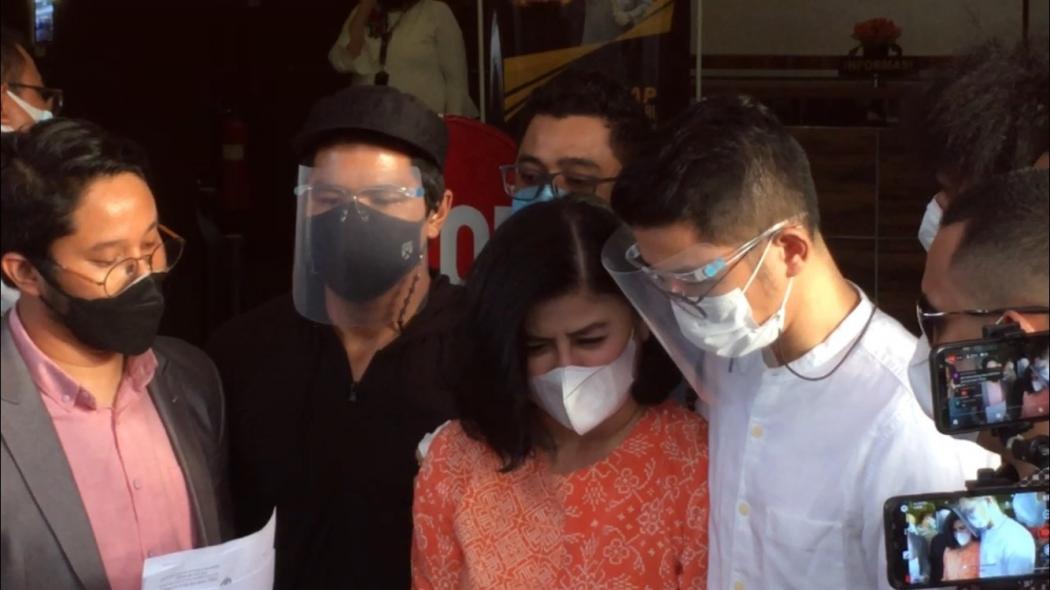 Berang Dituduh Selingkuh, Desiree Tarigan Laporkan Hotma Sitompul ke Polisi 