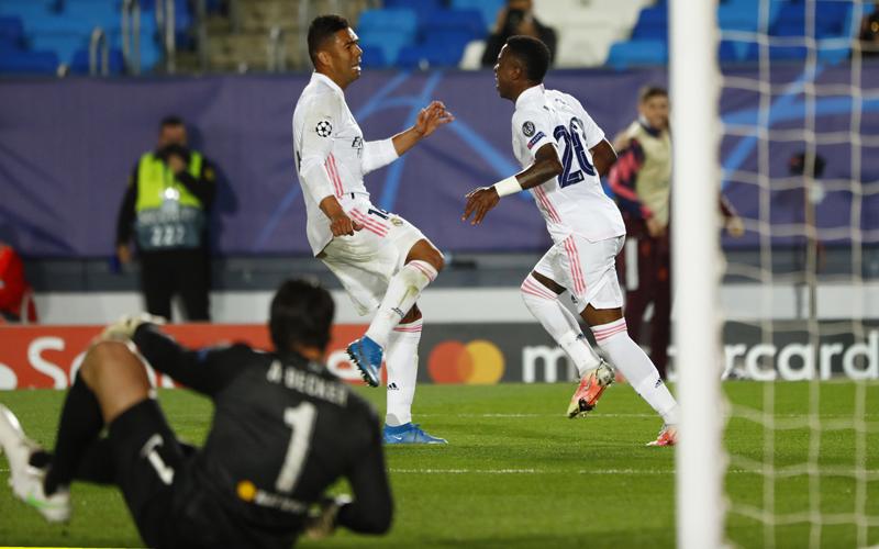 Vinicius Junior Menggila, Real Madrid Buat Liverpool Bertekuk Lutut 