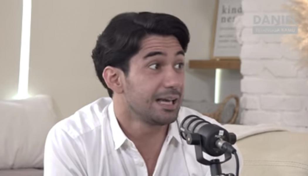 Ditinggal Sejak Kecil, Reza Rahadian Sebut sang Ayah Sudah Meninggal dan Tak Pernah Kenal Wajahnya