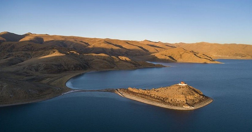 Mengintip Keindahan Kuil Paling Sepi di Tibet hanya Dihuni Satu Biksu