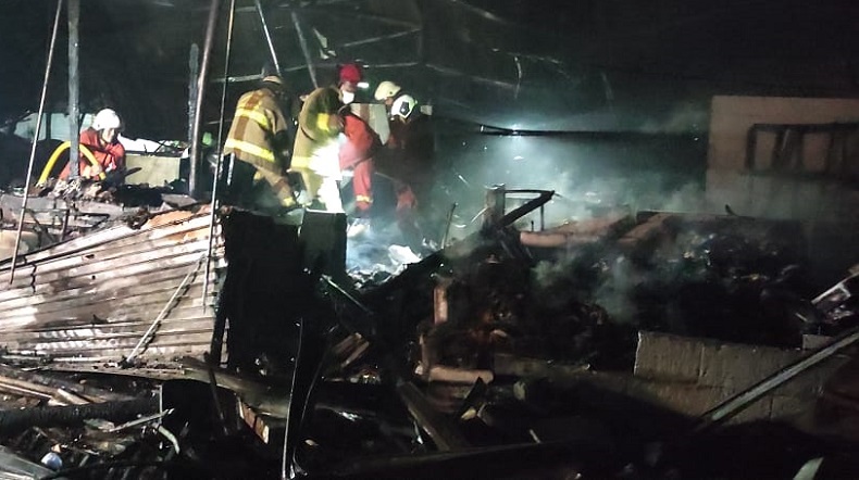 Butuh 3 Jam Padamkan Kebakaran di Tanah Abang 