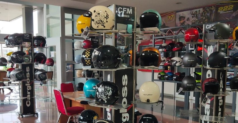 Cara Membedakan Helm Merek Asli dan Palsu, Perhatikan 5 Hal Ini