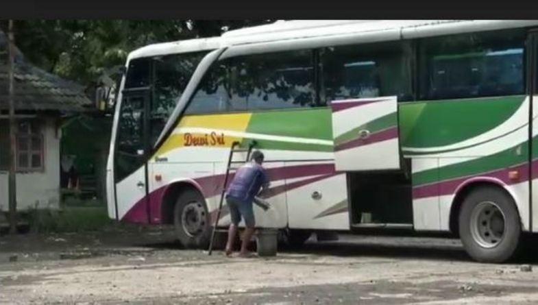 Larangan Mudik Lebaran, Kru Angkutan di Brebes Terancam Dirumahkan 
