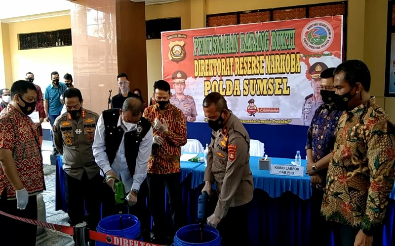 Polda Sumsel Blender 25 Kilogram Sabu