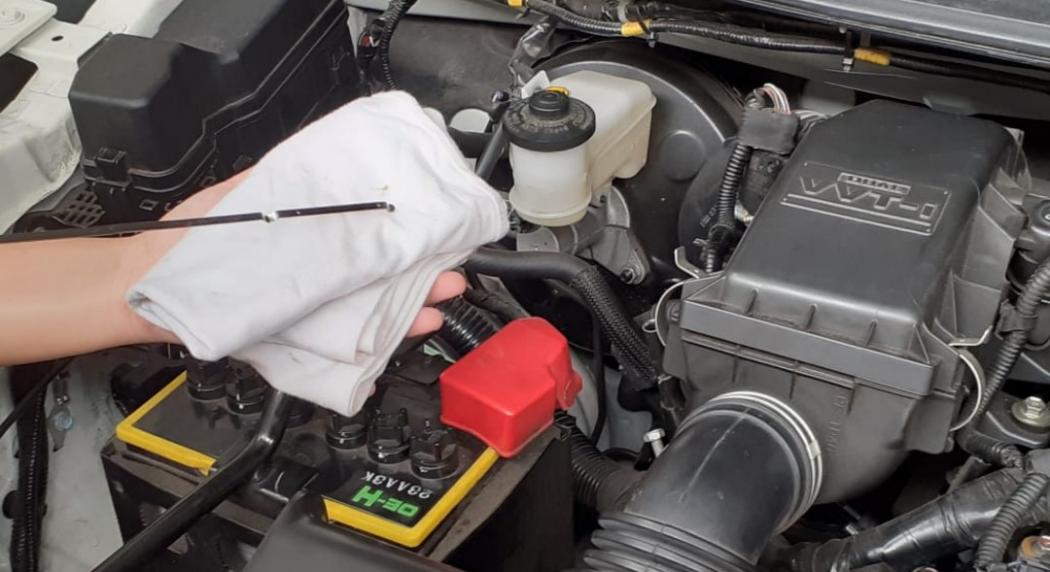 Tips Menjaga Mobil Tetap Prima, Periksa Cairan Fluida pada Ruang Mesin Secara Berkala