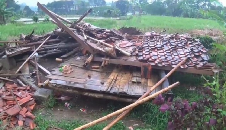 Gubuk Roboh Timpa Petani yang Sedang Berteduh, 2 Tewas 4 Luka-luka 