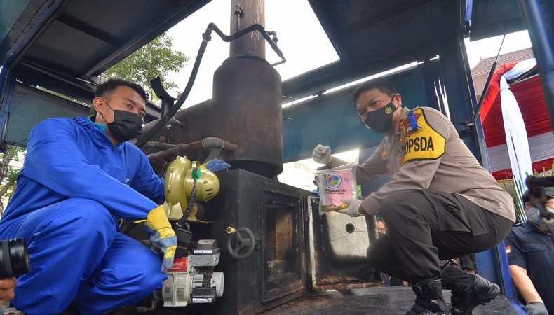 Polda Jatim Musnahkan 53 Kg Sabu dan 31.836 Butir Pil Ekstasi