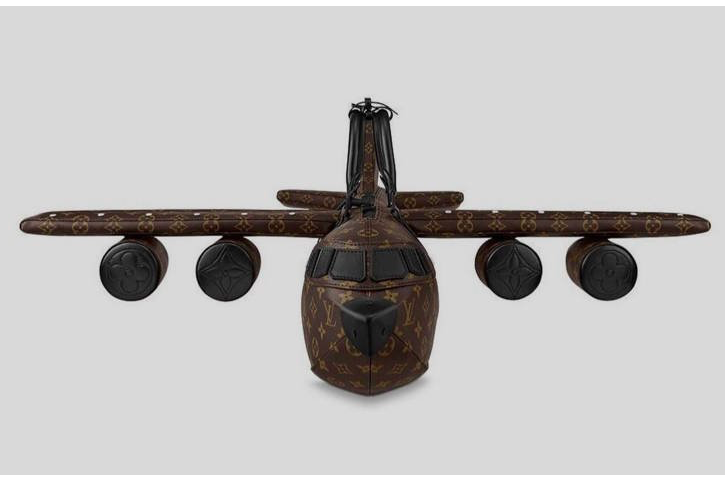 Heboh! Harga Tas Berbentuk Pesawat Kalahkan Cessna Bekas