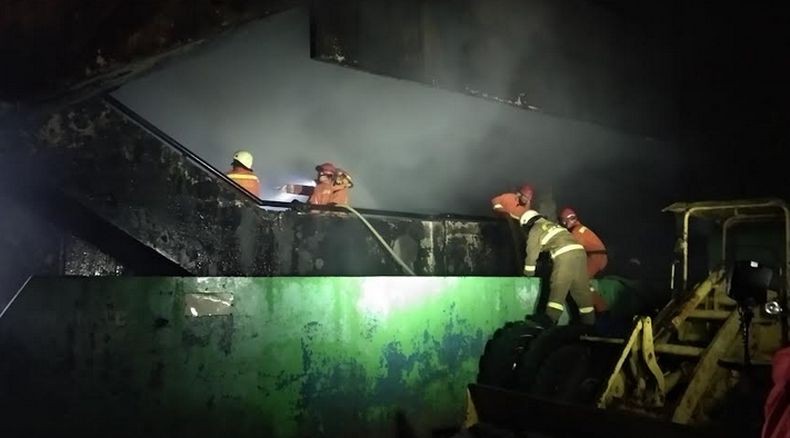 Kebakaran Pasar Inpres Pasar Minggu Padam, 388 Lapak Pedagang Ludes