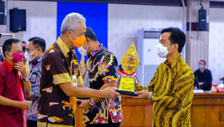 Pemkot Solo Raih Penghargaan, Gibran: Itu Pak Rudy, Saya Cuma Menerima