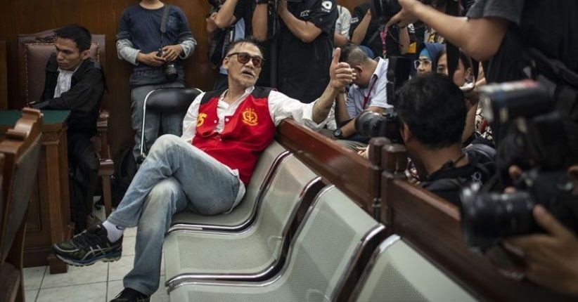 Bebas dari Penjara, Tio Pakusadewo Dijemput Anaknya