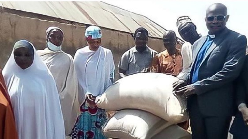 Potret Toleransi! Gereja Ini Beri Makanan untuk Muslim selama Ramadan, Pastor Ikut Buka Puasa Bersama