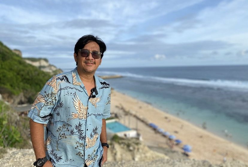 Seolah Sindir Ade Armando, Andre Taulany Ngaku Pakai Tas KW dan Takut Disangka Riya