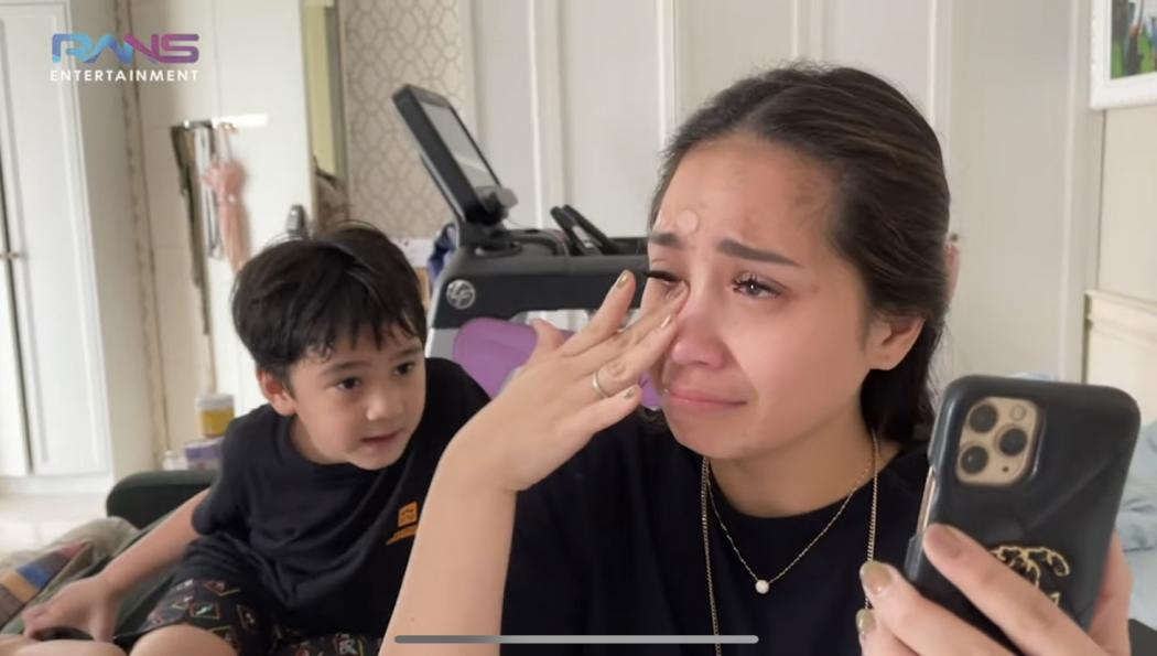 Nagita Slavina Hamil Anak Kedua, Raffi Ahmad Girang Lompat di Atas Kasur