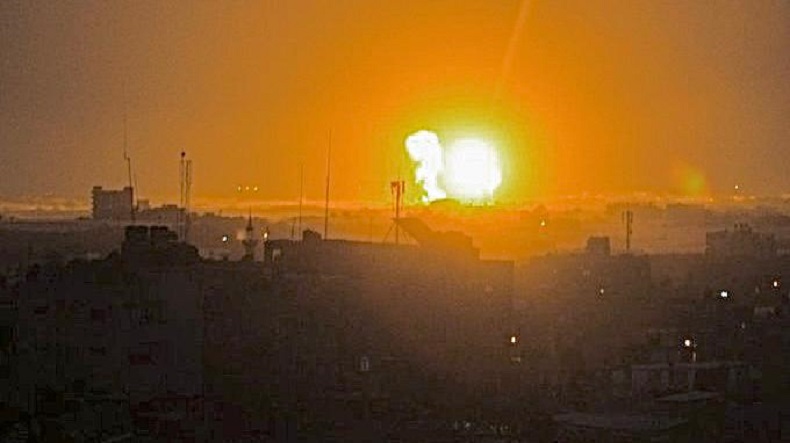 Israel Bombardir Jalur Gaza, Kerahkan Jet Tempur dan Helikopter Militer Dini Hari