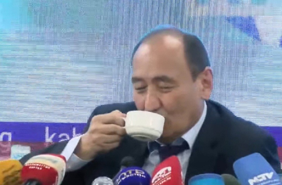 Diklaim Bisa Sembuhkan Covid Sehari, Obat Herbal Kyrgyzstan Ini Ternyata Beracun