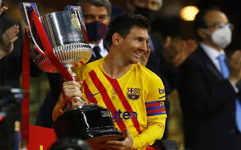 Barcelona Minta Keringanan Batas Gaji ke La Liga Demi Pertahankan Lionel Messi