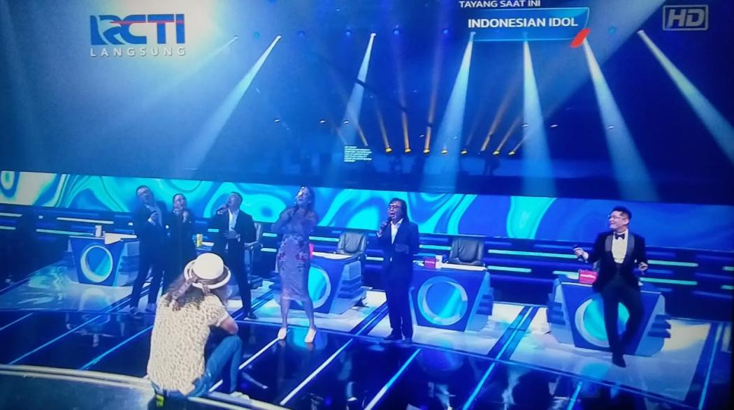Spetakuler, Slank Buka Panggung Grand Final Indonesian Idol Special Season dengan 2 Lagu Hits