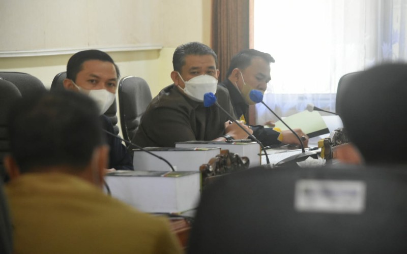 Pansus Soroti Rebutan Layanan Samsat Muaraenim dan Gelumbang 