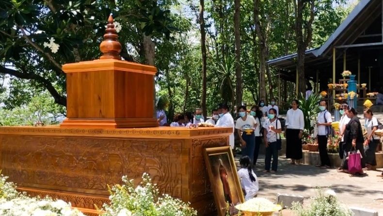 Biksu Ini Bunuh Diri karena Yakin Dapat Keberuntungan di Akhirat