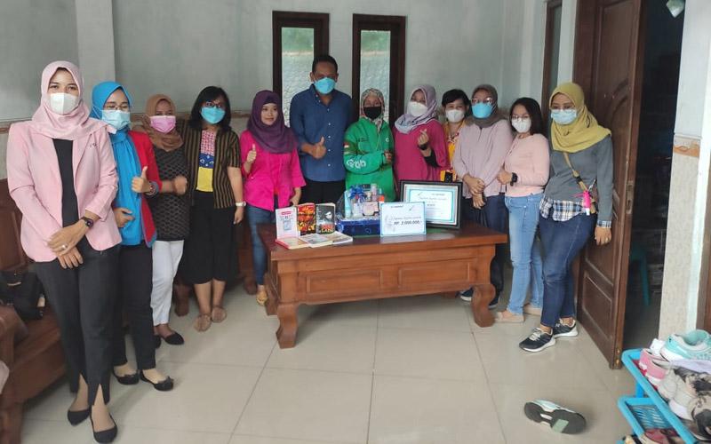Kisah Inspiratif Perempuan Ojol di Semarang Sukses Cetak Atlet Karate Berprestasi