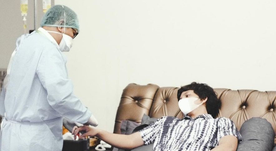 Kembali Positif Covid-19, Atta Halilintar Minta yang Pernah Bertemu Swab Test 