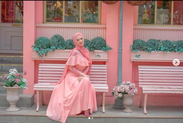 Jadi Mualaf, Angel Lelga Ungkap Tak Bertemu Ibunda 15 Tahun 