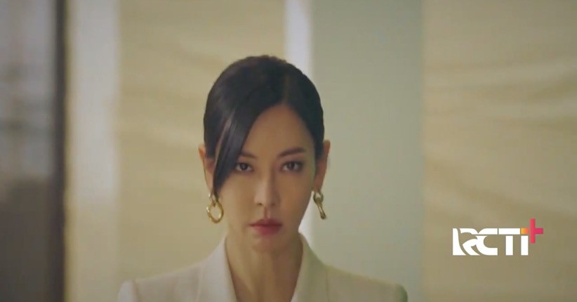 Kisah Sepasang Kekasih yang Memulai Hidup Baru hingga Aksi Teror Melalui Paket Misterius   