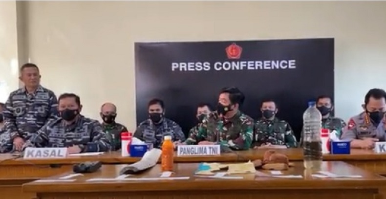 Serpihan Barang KRI Nanggala Ditemukan: Pelumas Periskop hingga Pelindung Pipa