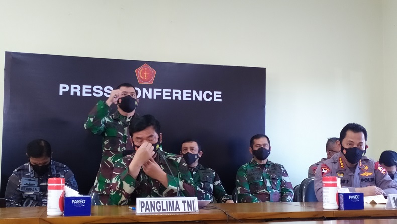 Kesedihan Panglima TNI Nyatakan 53 Awak KRI Nanggala Gugur