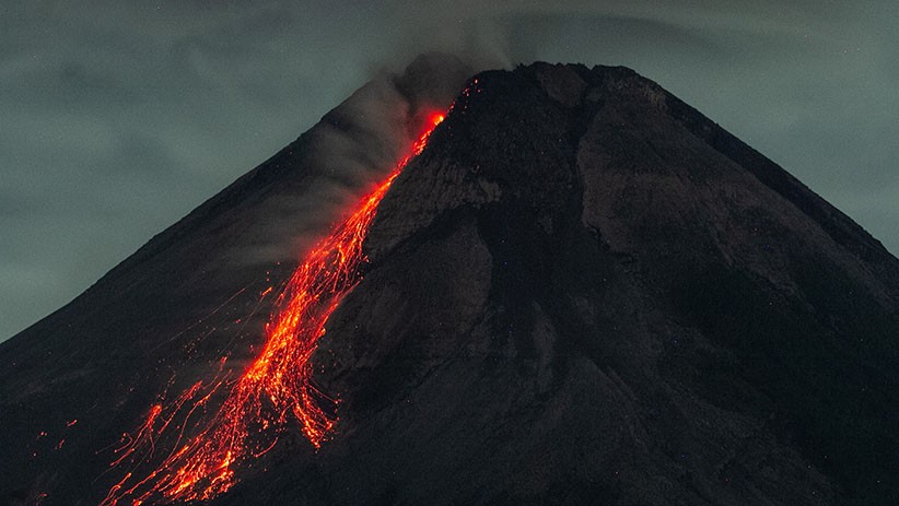 Gunung Merapi Dua Kali Luncurkan Awan Panas Sejauh 2 Kilometer