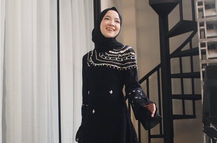 Nissa Sabyan Unggah Foto Endorse dengan Wajah Sumringah, Netizen: Mental Baja   