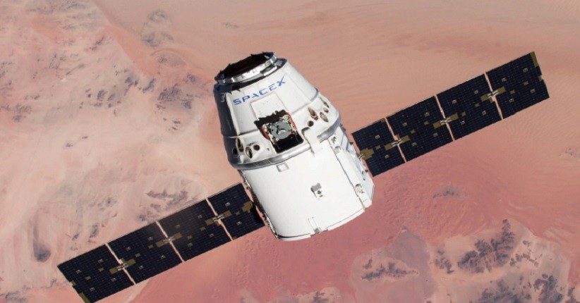 Menegangkan, Crew Dragon SpaceX Hampir Tabrak Sampah Luar Angkasa