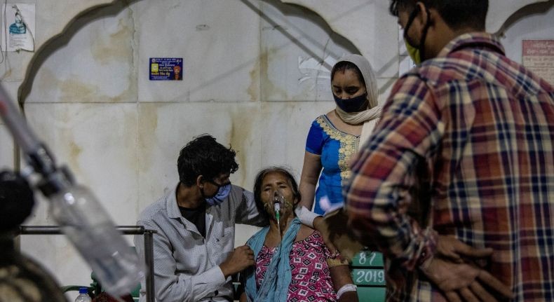 India Kewalahan Hadapi Badai Covid, Negara Asing Berlomba Kirim Bantuan Medis