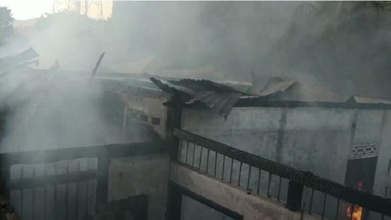 Rumah Warga di Bitung Ludes Terbakar Selasa Pagi, Pemilik Syok